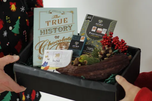 Geschenkübergabe