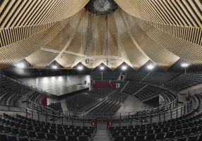 Das Tempodrom ist eine beliebte und architektonisch einzigartige Konzert- und Eventlocation im Herzen Berlins, welche bis zu…